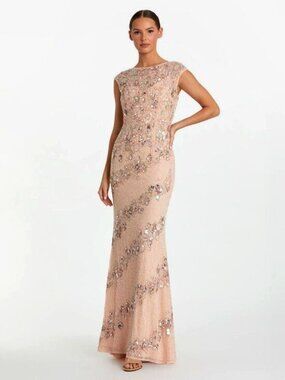 NWOT $698 Mac Duggal 5500 Floral Embellished Column Evening Gown Size 12